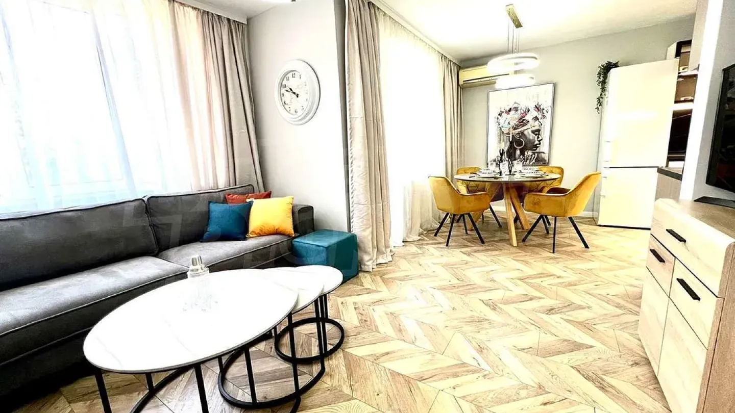Spacious Two-Bedroom Apartment with Garage - Hristo Smirnenski, Plovdiv - Image 1