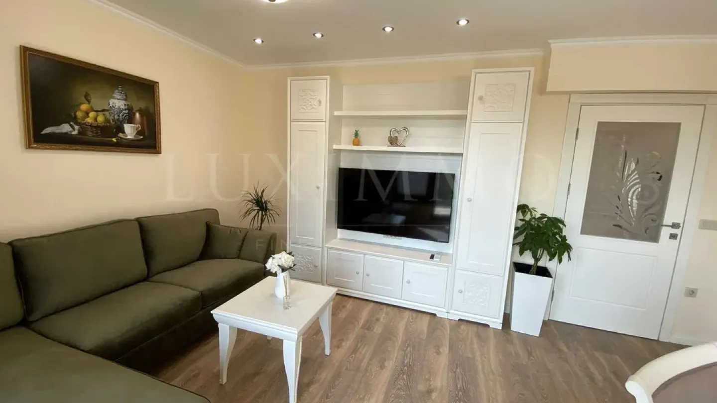 Spacious, Fully Furnished 2-Bedroom Apartment in Varna's Center - Image 4