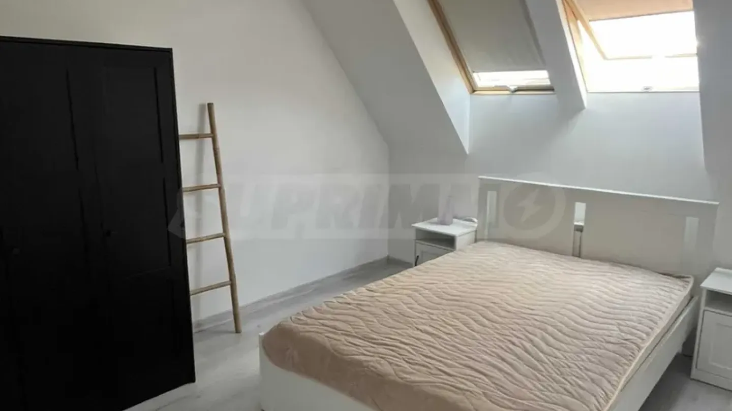 Spacious 3-Bedroom Apartment w/ Garage - Sofia - Image 2