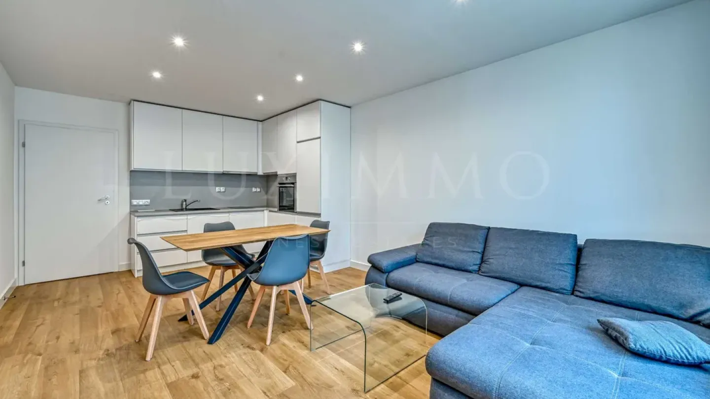 Spacious, Fully Furnished 1-Bedroom Apartment in Marble Residence, Sofia - Image 3