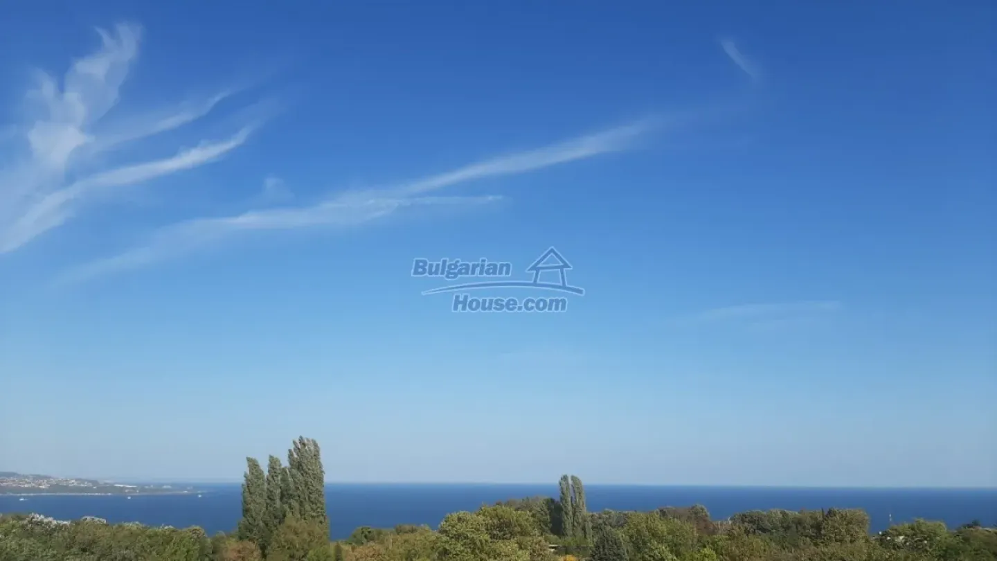 Spacious Sea View Apartment in Varna's Galata District - Fully Furnished Gem - Image 3