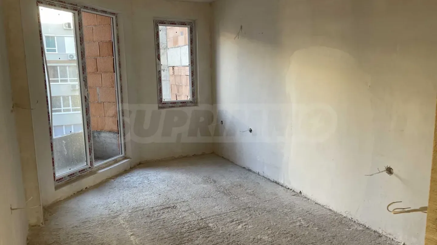 Spacious Burgas Apartment with Two Terraces & Lake Views - Image 2