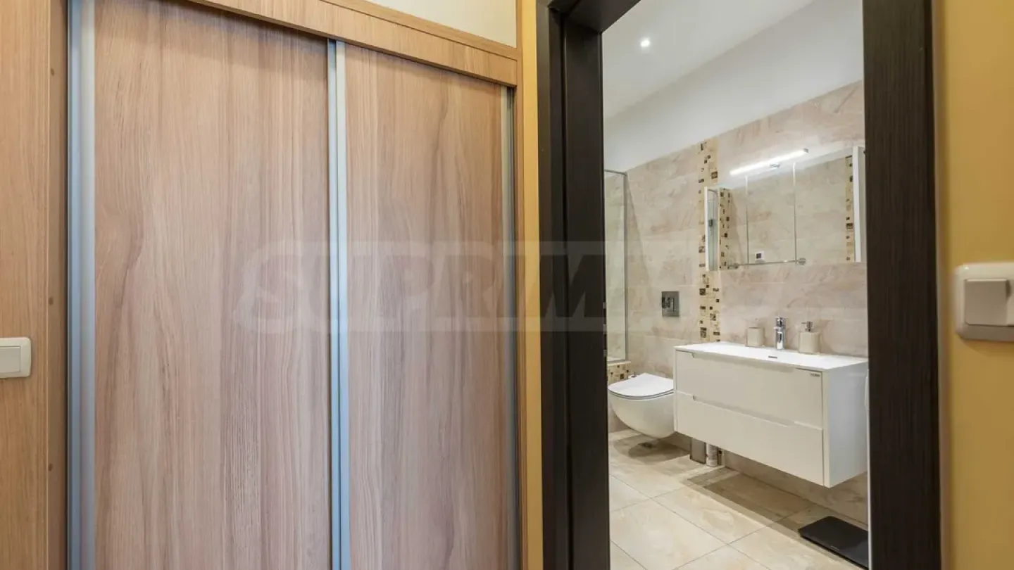Luxury Varna Apartment - Sea Garden Gem - Image 3