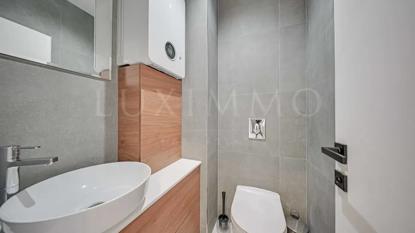 Spacious 2-Bed Apartment in Sofia’s "White Quarter" - Image 5