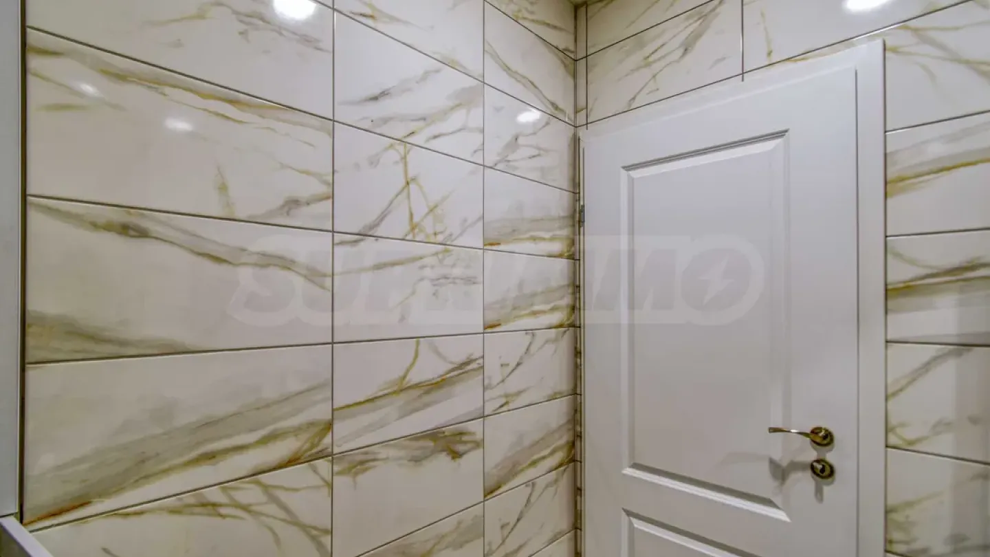 Stylish Fully Furnished Apartment in Sofia Center - Near University - Image 5