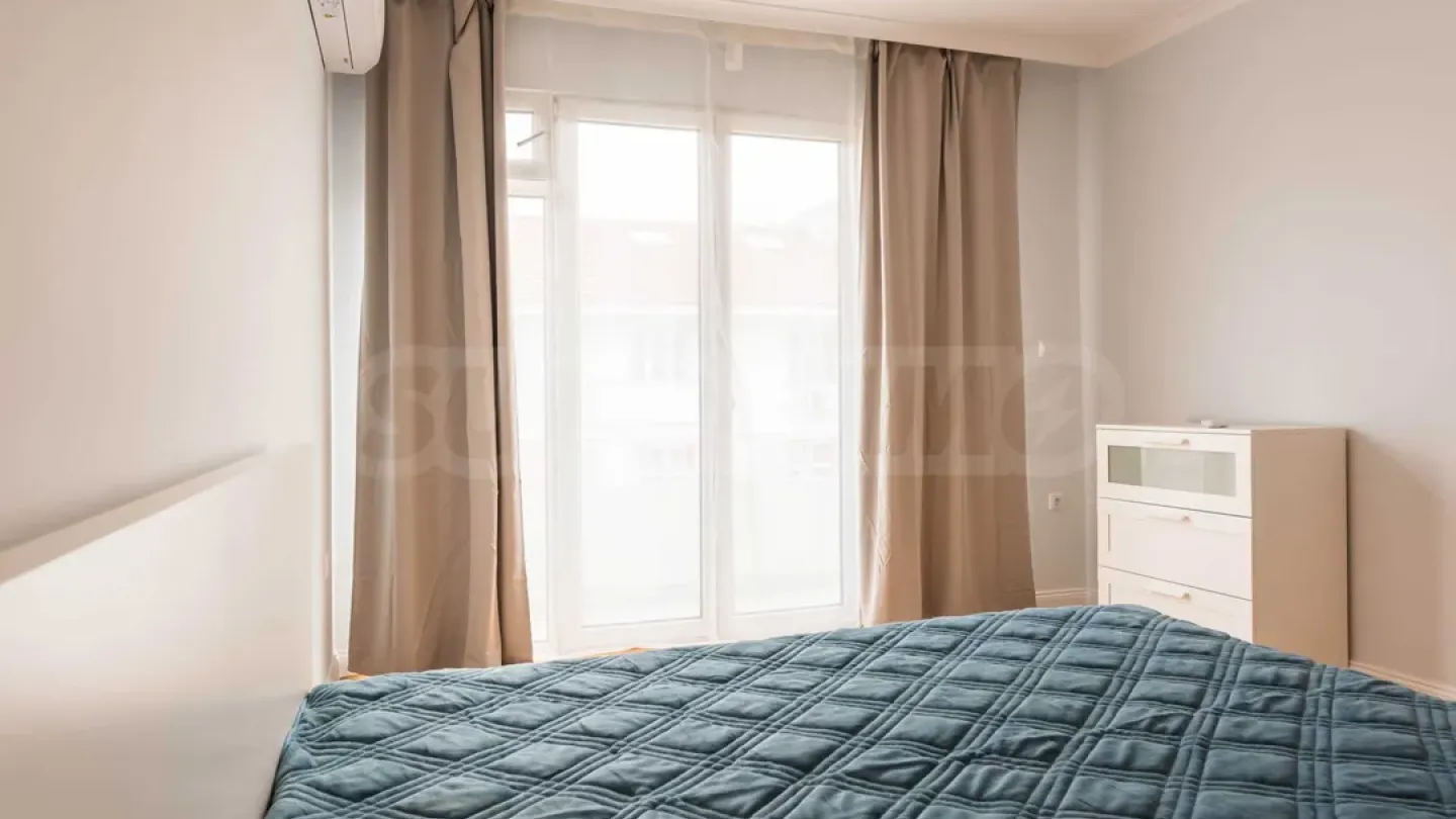 Spacious 3-Bedroom Apartment in Varna City Center - Image 3