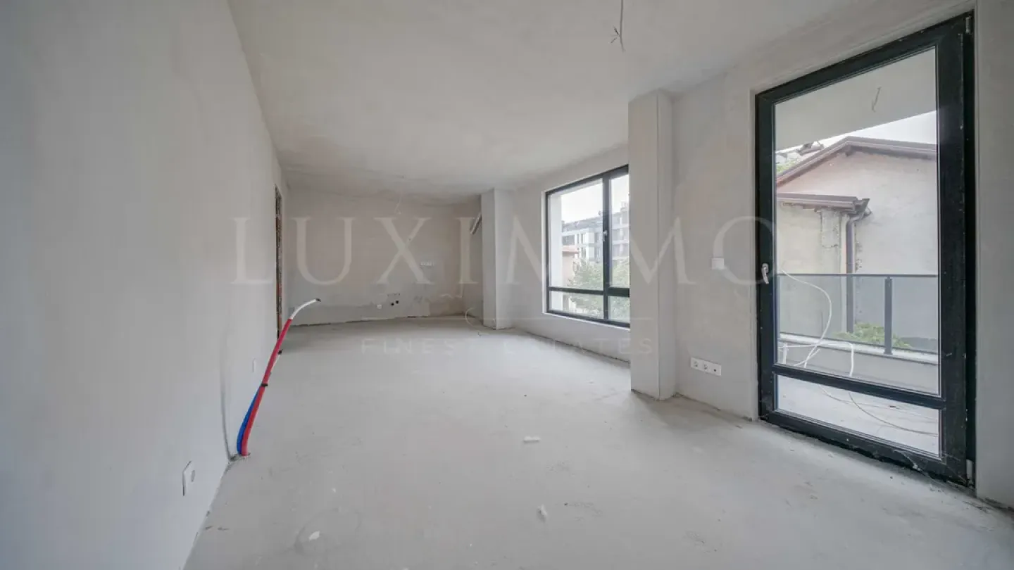 Spacious 2-Bedroom Apartment in Krastova Vada, Sofia - Image 3
