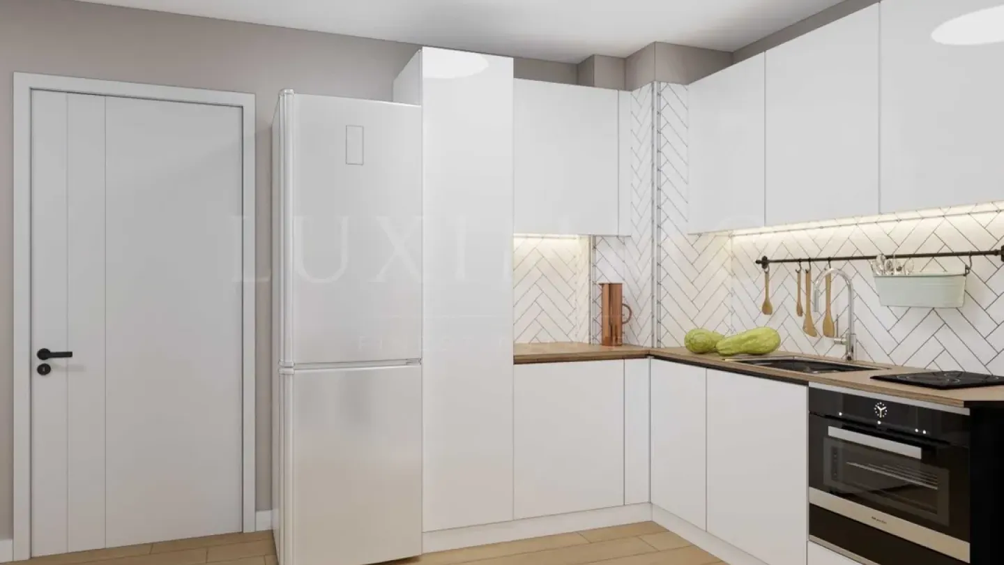 Spacious One-Bedroom Apartment Near Levski Bazaar, Varna - Image 1