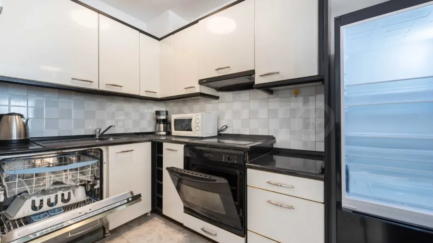 Spacious, Fully Furnished Apartment Near Varna University - Image 1