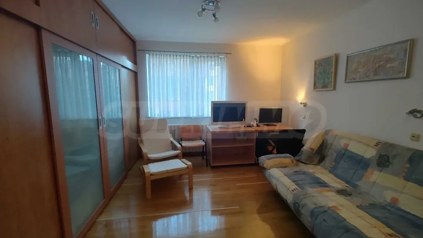 Spacious 3-Bedroom Apartment Near Metro Station, Sofia - Image 1