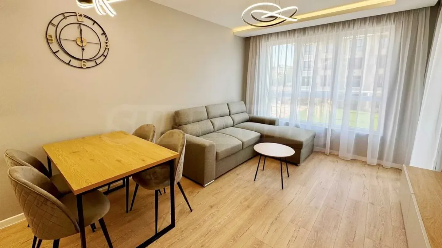Spacious 2-Bedroom Apartment in Plovdiv Complex - Image 3