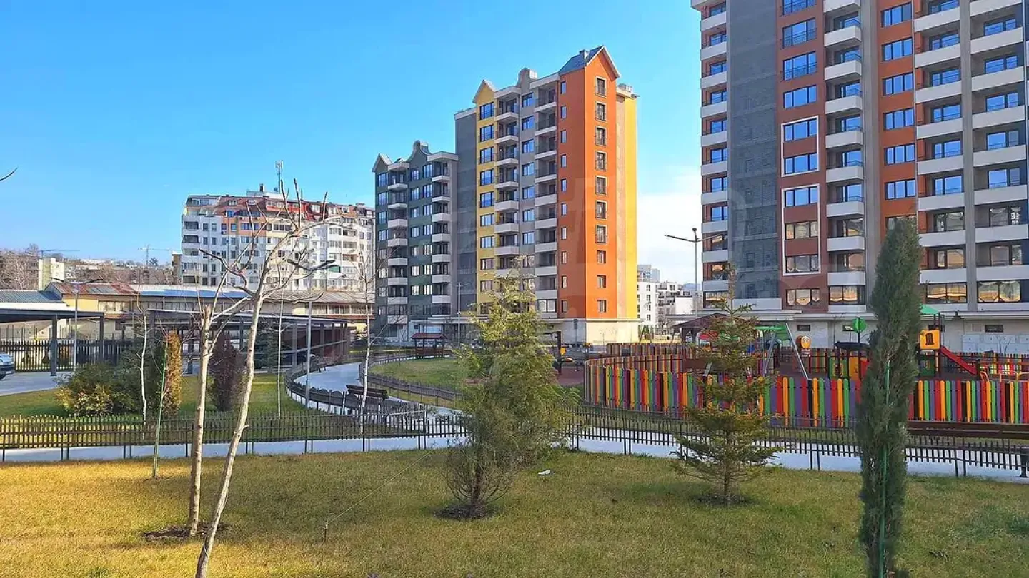 Spacious Two-Bedroom Apartment with Stunning Varna Sea Views - Image 5