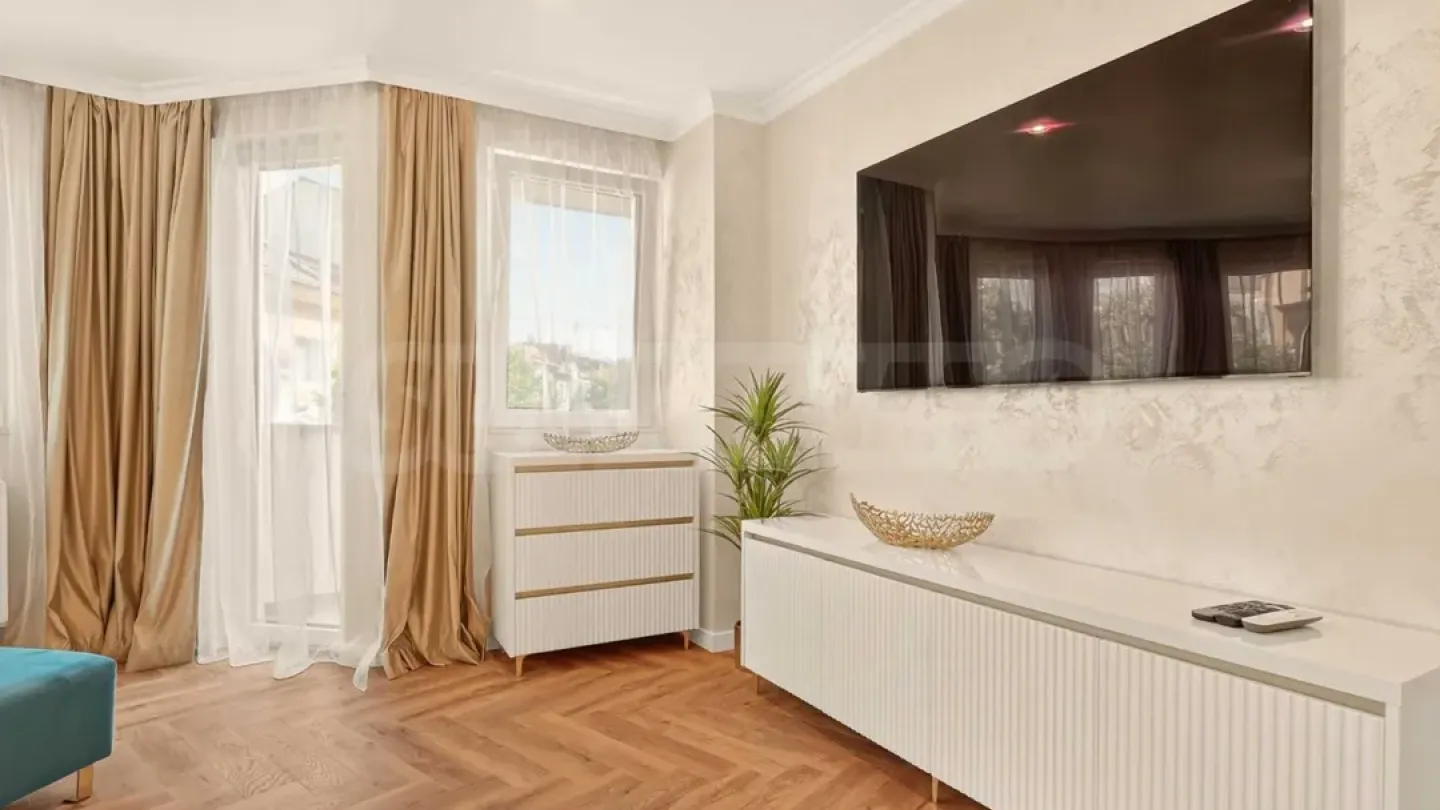 Luxury 3BR Apartment - Varna City Center - Image 2