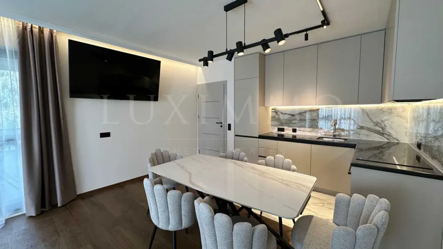 Stylish 2-Bedroom Apartment in Krastova Vada, Sofia - Image 1