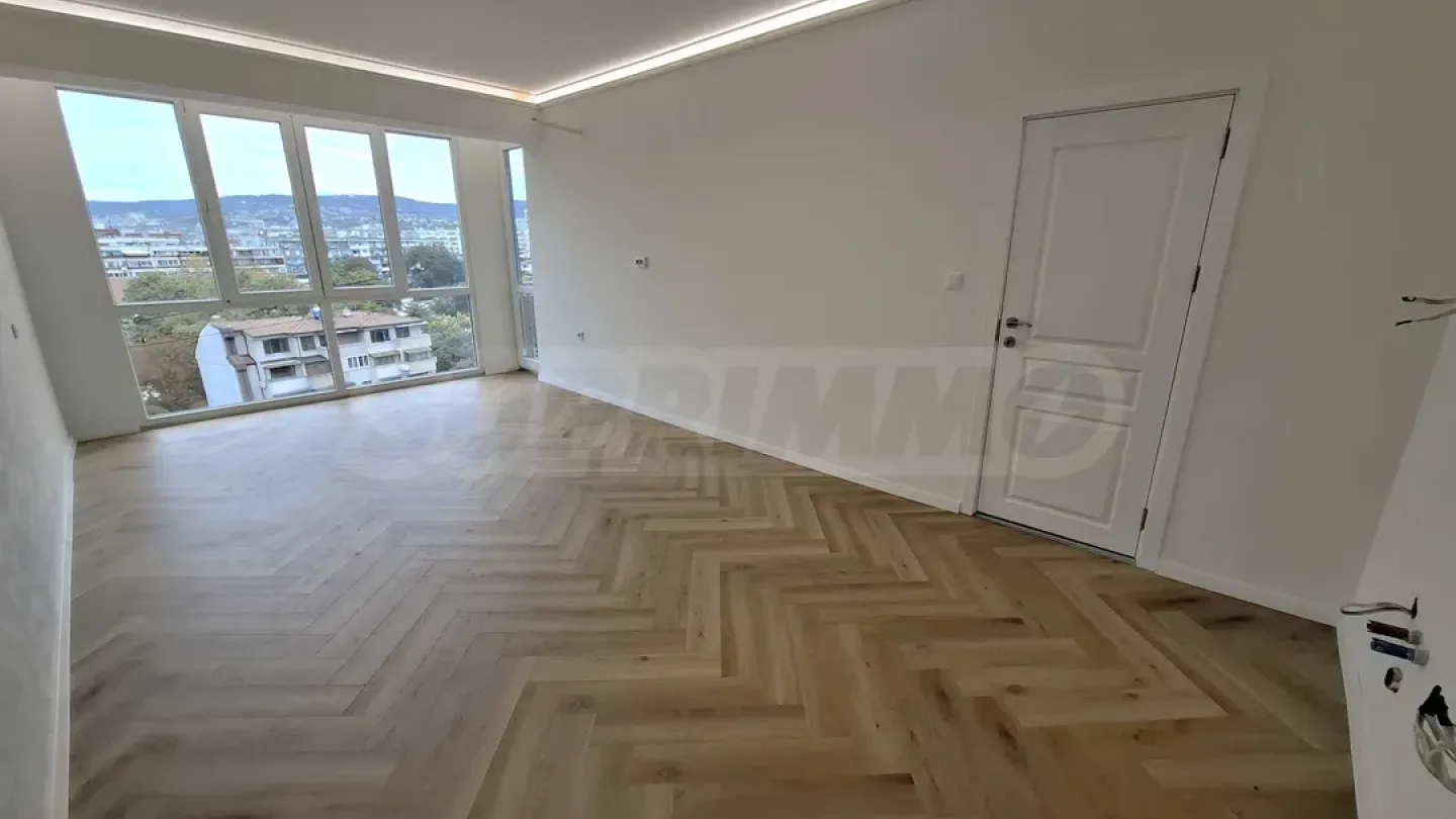 Apartment for sale in Varna - Image 1