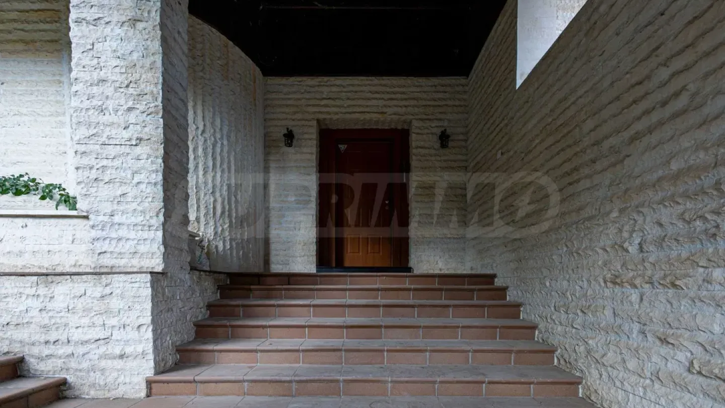 Artistic House w/ Large Garden - Sofia - Image 4