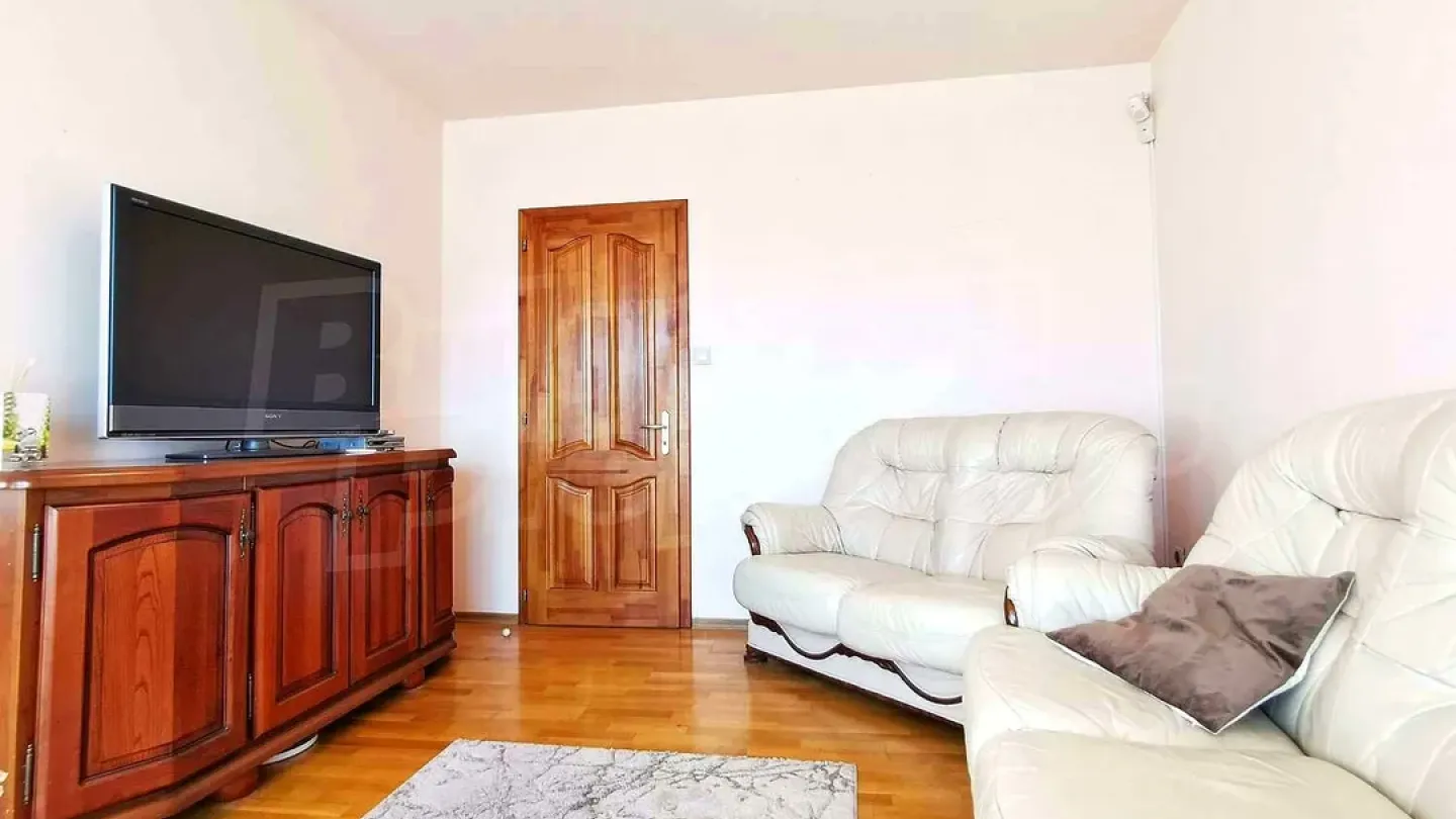 Stylish Varna Apartment - Central Location, Furnished, 103m2 - Image 2