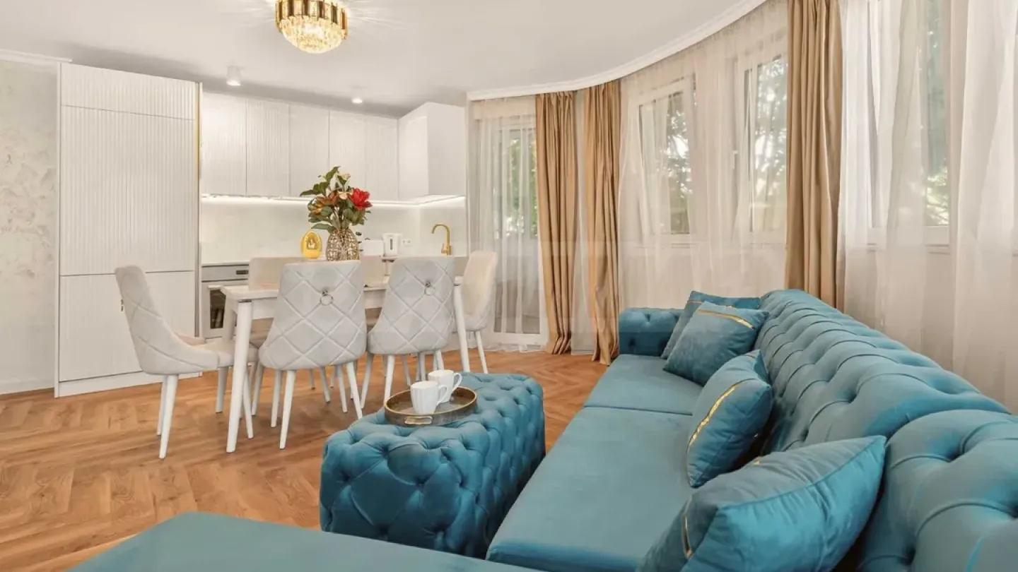 Luxury 3BR Apartment - Varna City Center - Image 4