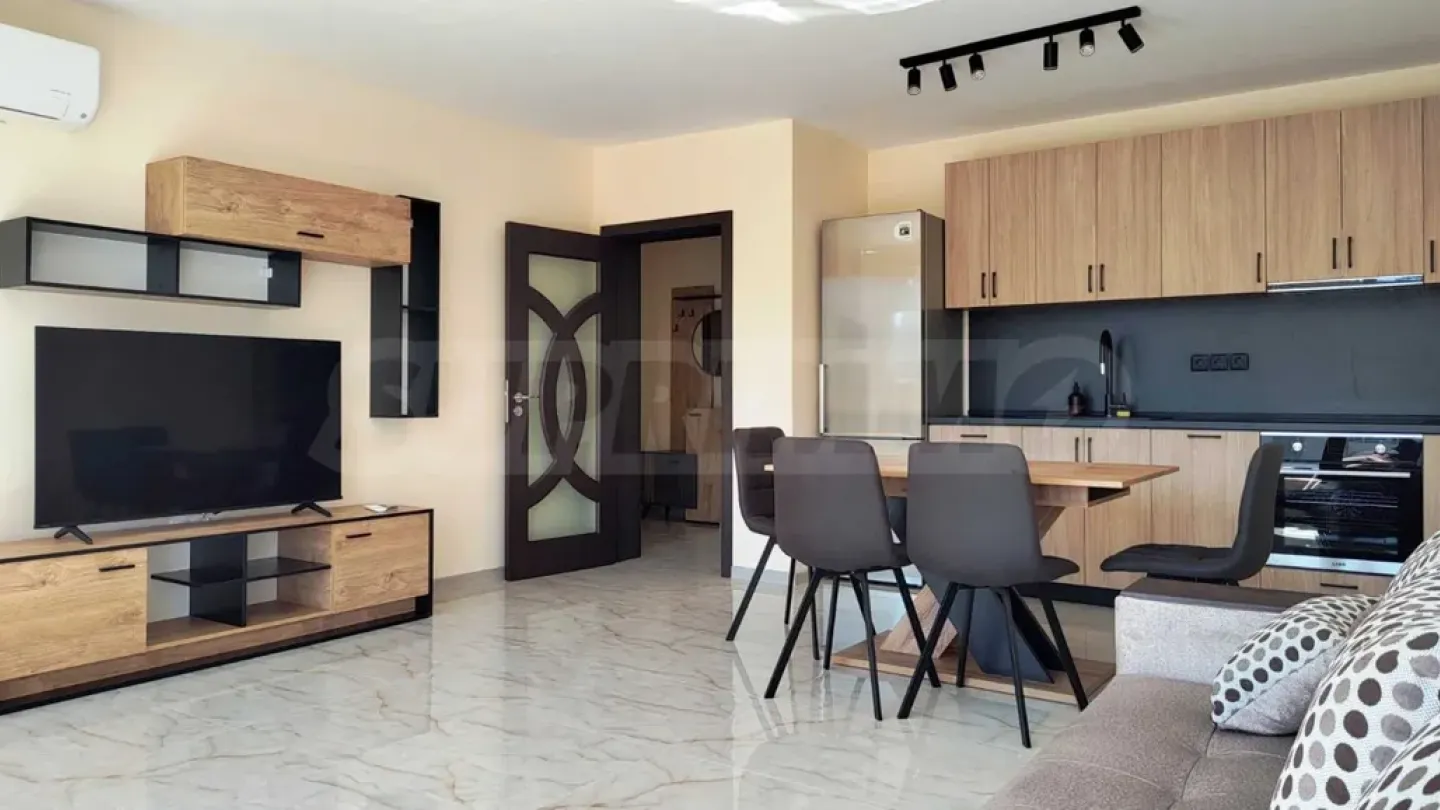 Fully Furnished 3BR Apartment in Plovdiv Center - Image 3