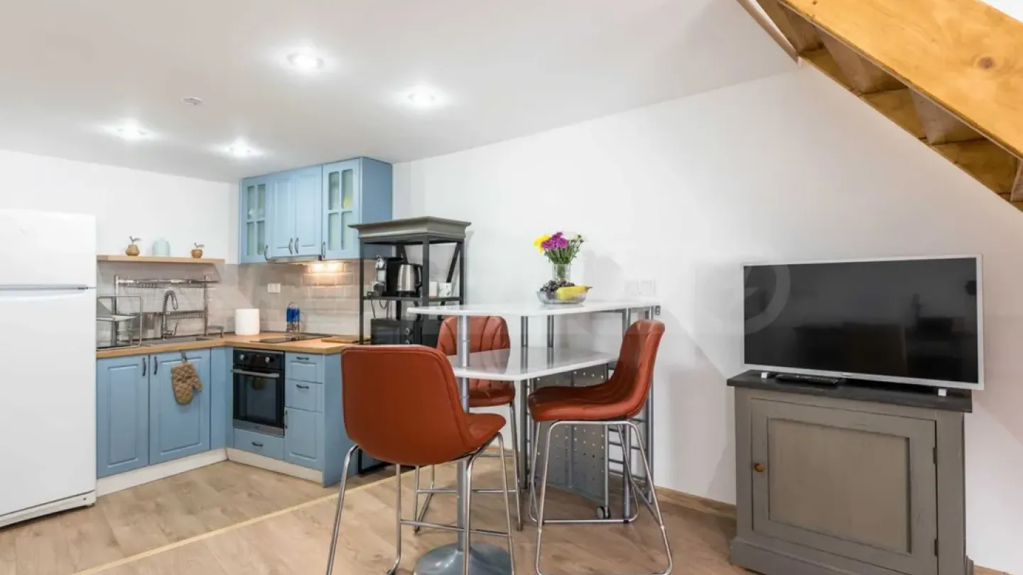 Spacious, Renovated Apartment in Varna's "Greek Quarter" - 3B/2B - Image 3