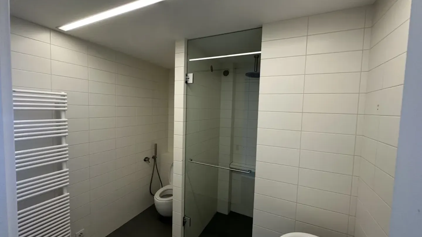 Spacious Apartment with Sea View in Varna's Greek Quarter - Image 2