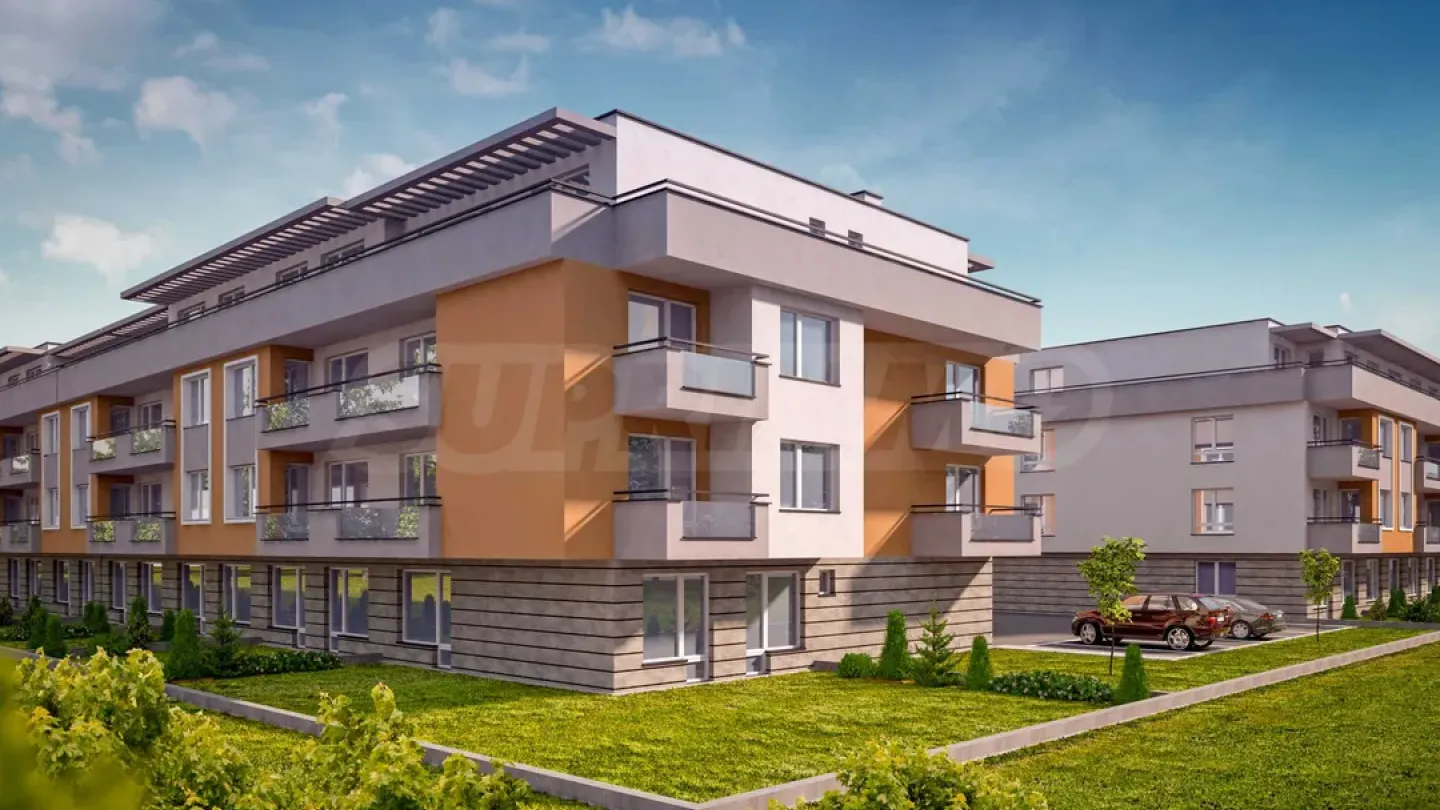 Spacious 3-Bedroom Apartment in New Plovdiv Complex - Image 1