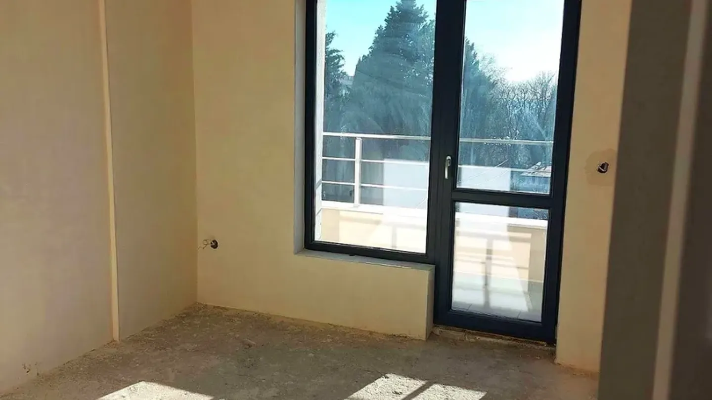 Spacious Two-Bedroom Apartment Near Artillery Park, Stara Zagora. - Image 1