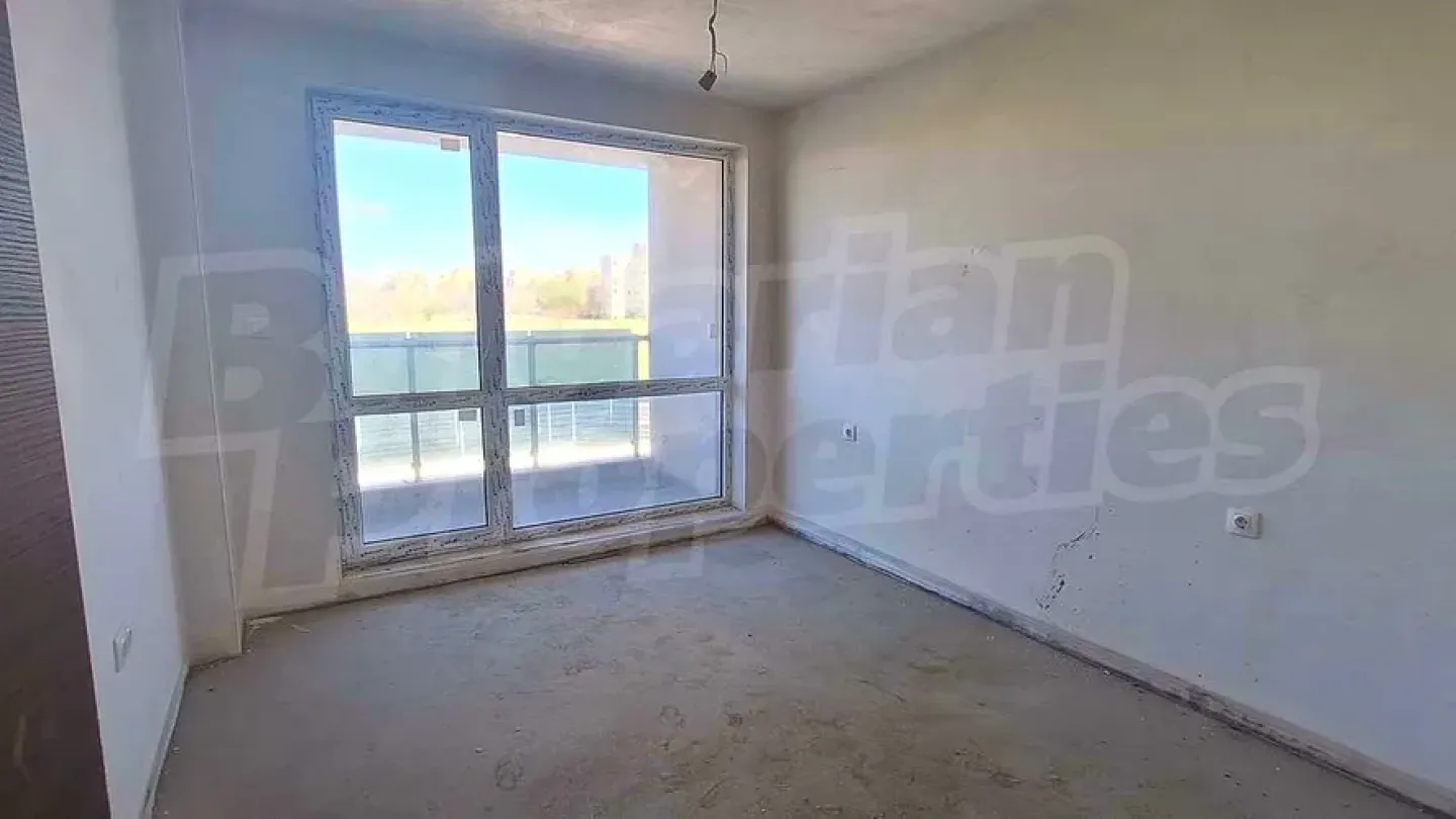 Modern One-Bedroom Apartment in Plovdiv – Excellent Location - Image 2