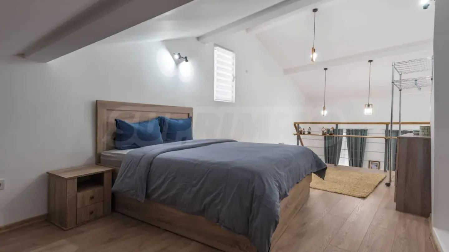 Spacious, Renovated Apartment in Varna's "Greek Quarter" - 3B/2B - Image 4