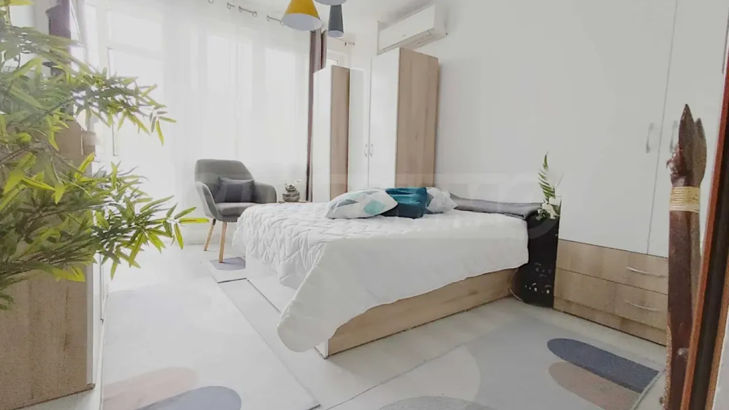 Bright 3-Bedroom Apartment in Varna's "Chayka" - Image 2