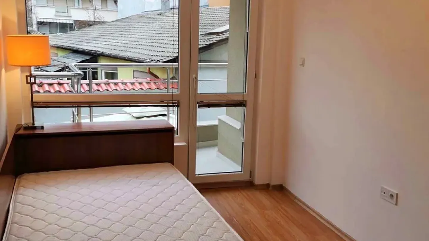 Spacious, Fully Furnished 2-Bedroom Apartment in Plovdiv's Karshiyaka - Image 3