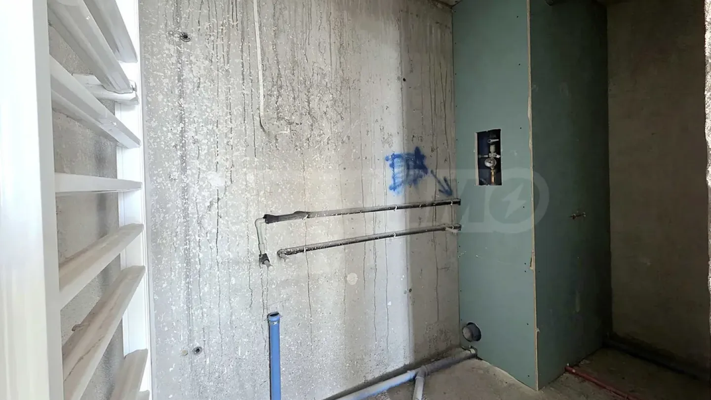 Smart Tower: 2 Bed, Stunning Views, EUR 680K - Image 2