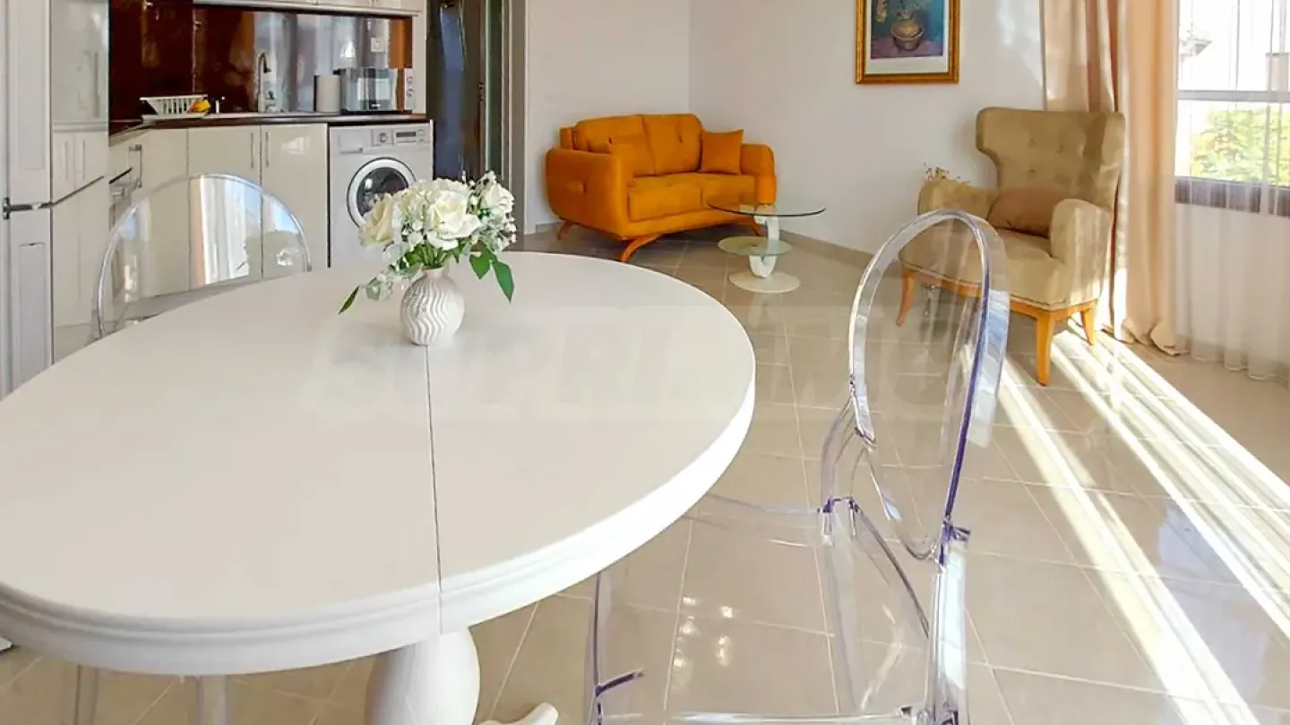 Stylish Fully Furnished 2-Bedroom Apartment in Plovdiv Center - Image 3