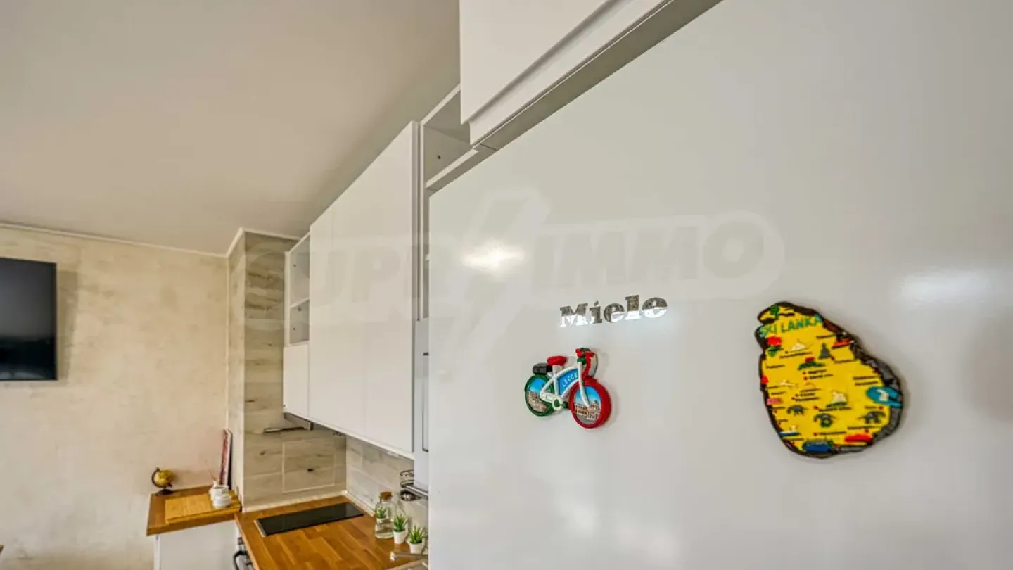 Stylish 2-Bedroom Apartment in Sofia's Heart - Image 4