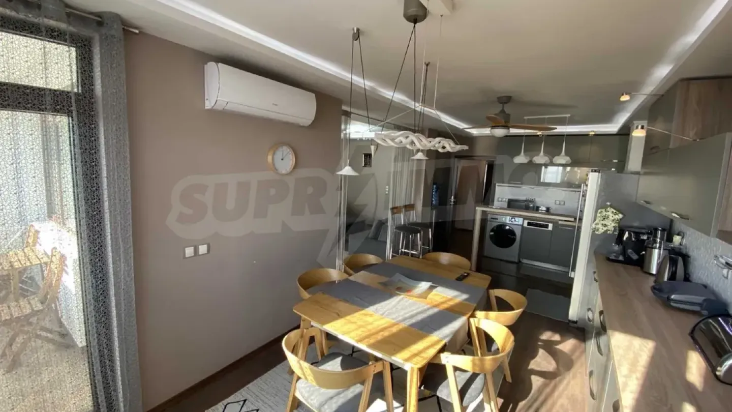 Spacious, Fully Furnished Varna Apartment with Sea Panorama - Image 2