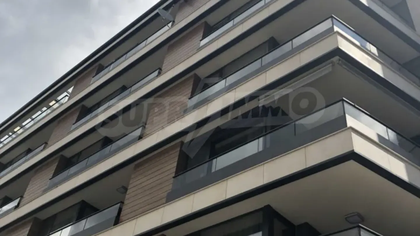 Stylish Sofia Apartment Near Metro - Fully Furnished - Image 3