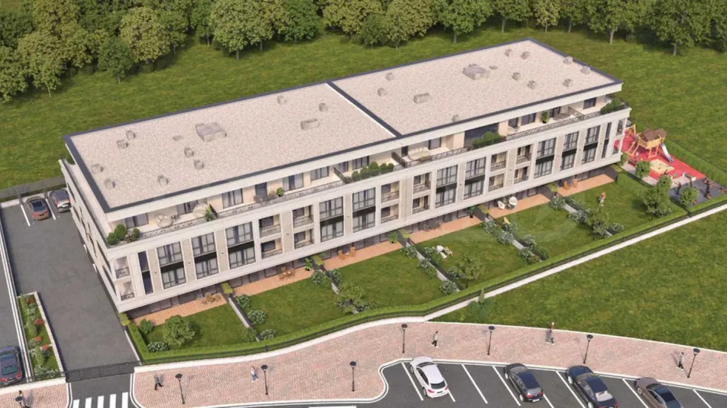 Spacious 3-Bedroom Apartment in New Complex - Image 4