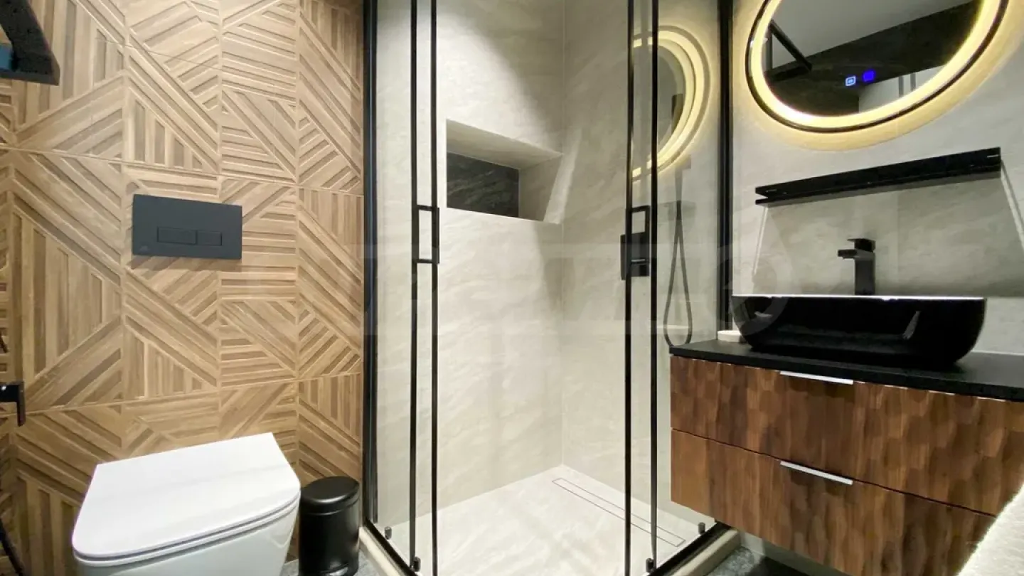 Stylish 3-Bedroom Apartment in Central Plovdiv - Fully Furnished - Image 5