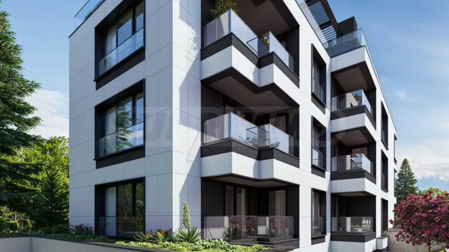 Spacious 3-Bedroom Apartment in Sofia City
 - Image 2