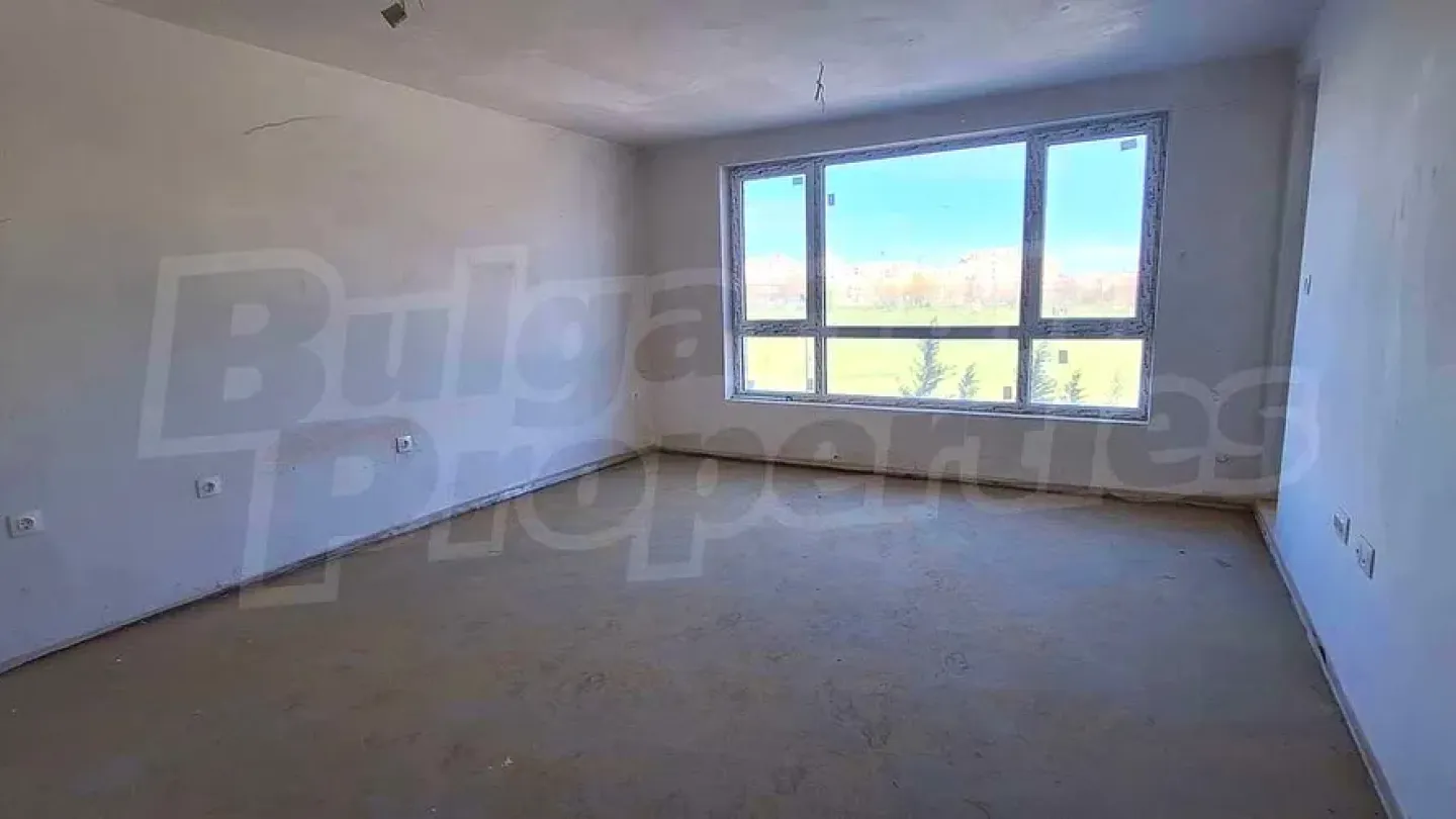 Modern One-Bedroom Apartment in Plovdiv – Excellent Location - Image 1