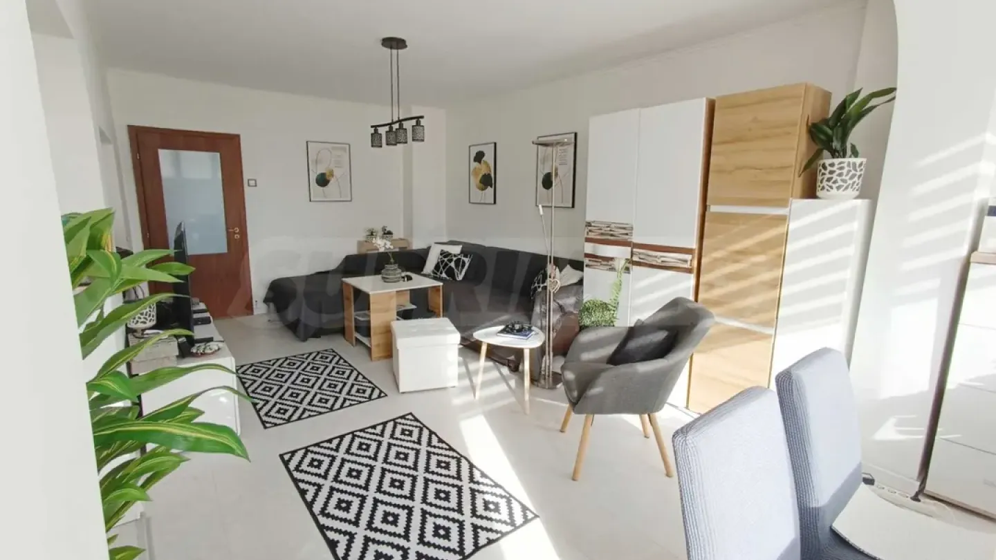Bright 3-Bedroom Apartment in Varna's "Chayka" - Image 3