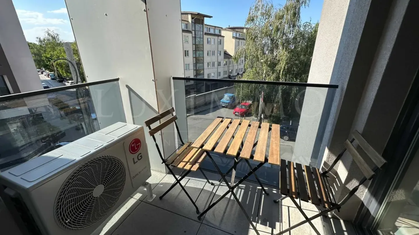 Stylish 2-Bedroom Apartment in Krastova Vada, Sofia - Image 2