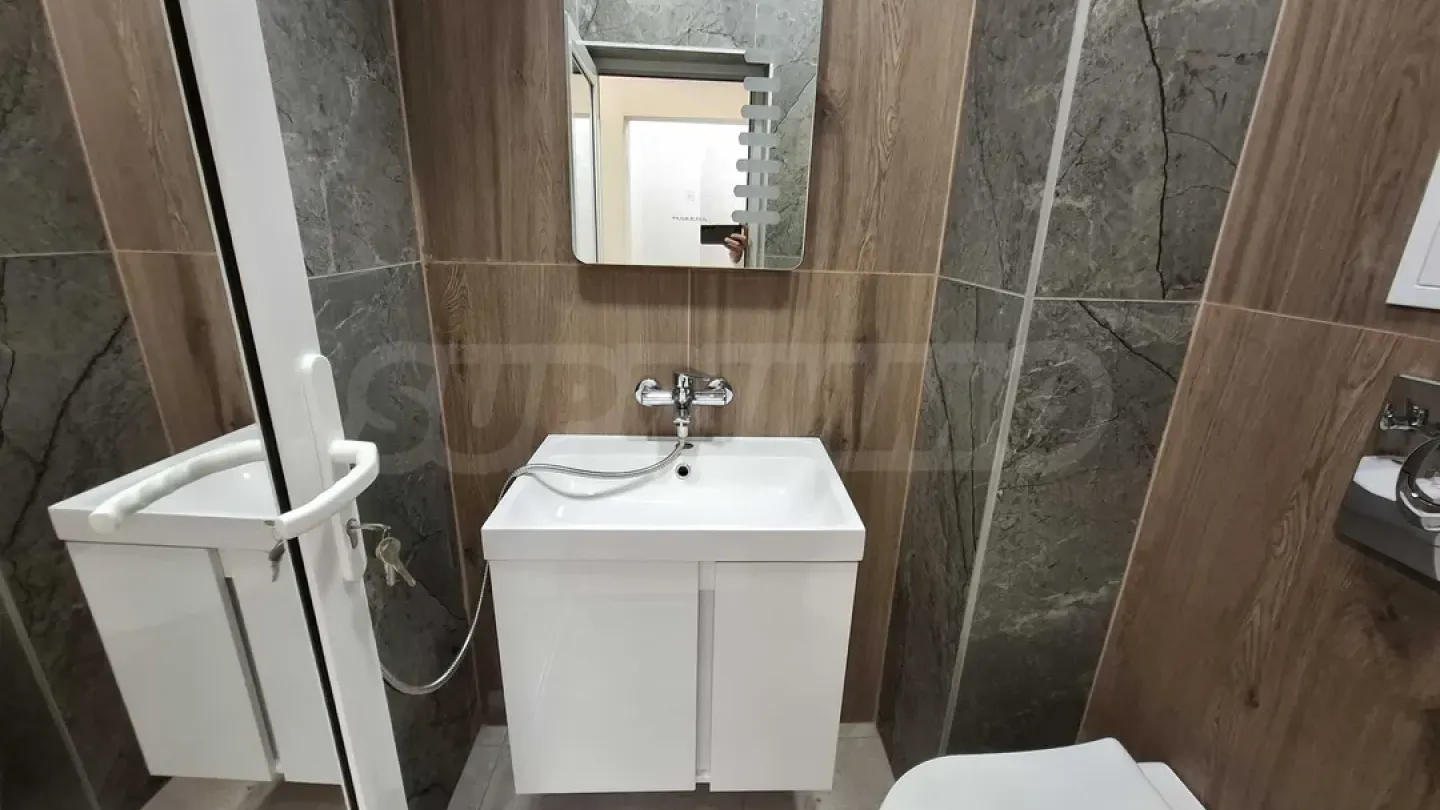 Apartment for sale in Varna - Image 3