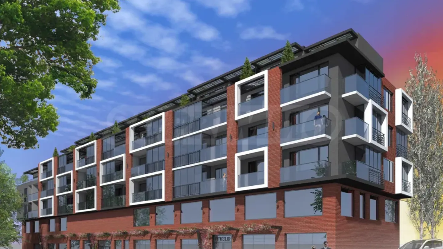 Spacious 3-Bedroom Apartment in Burgas City Center - Image 3