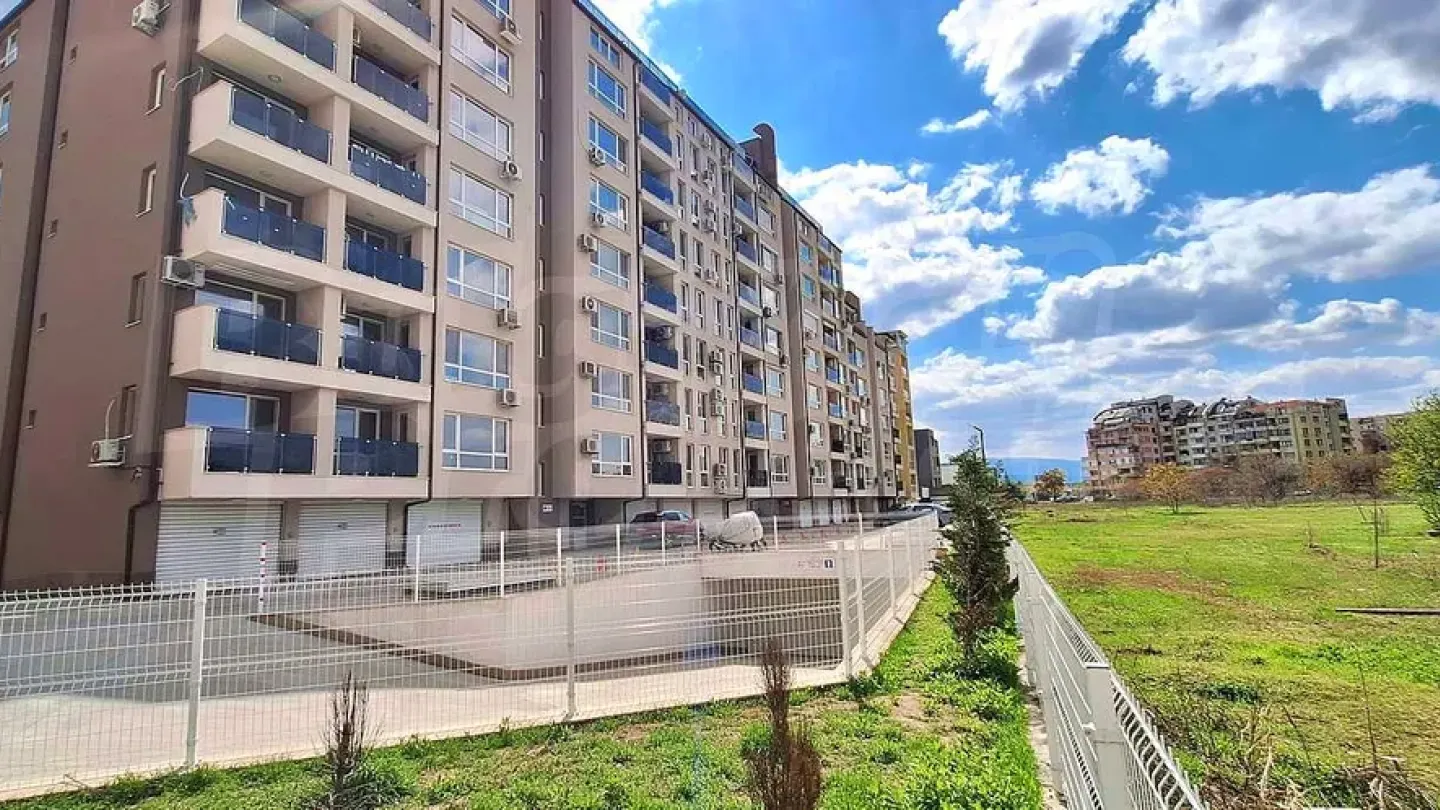 Modern One-Bedroom Apartment in Plovdiv – Excellent Location - Image 5