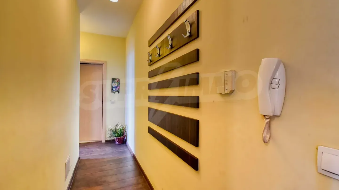 Spacious, Fully Furnished 3-Bedroom Apartment in Sofia's Student City - Image 5