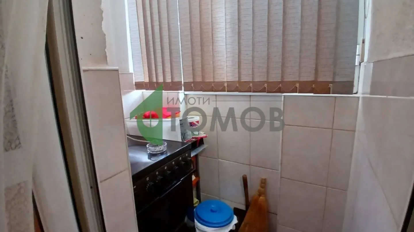 Spacious Two-Bedroom Apartment in Stara Zagora – Sunny Location - Image 5