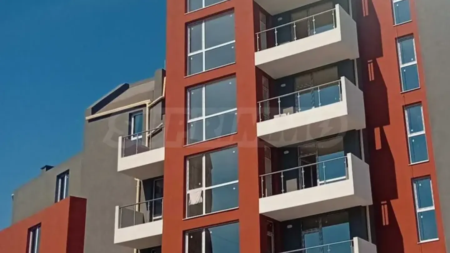 Spacious New Apartment in Burgas "Meden Rudnik" District - Image 5