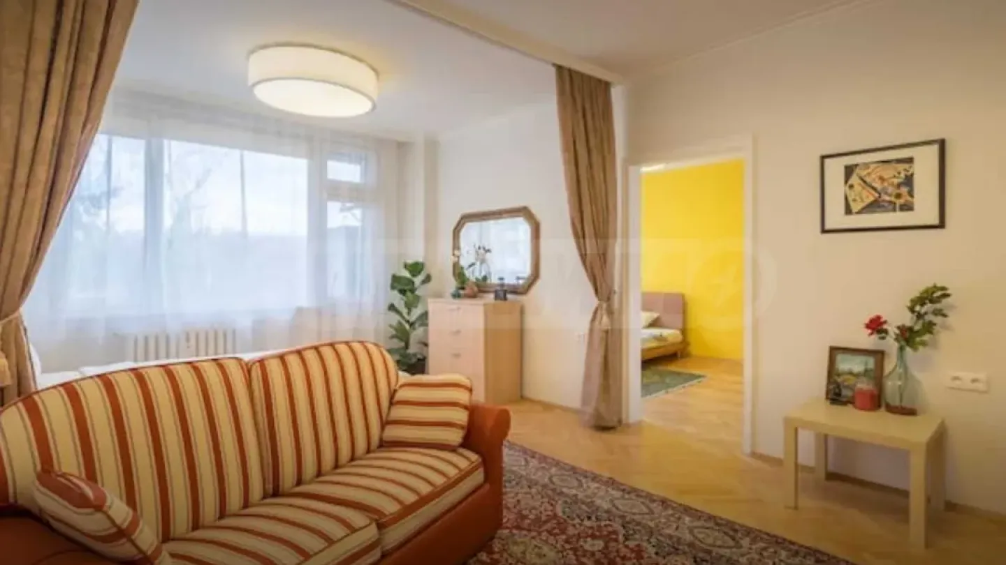 South Park View, 2 Bed Apartment - Sofia - Image 3