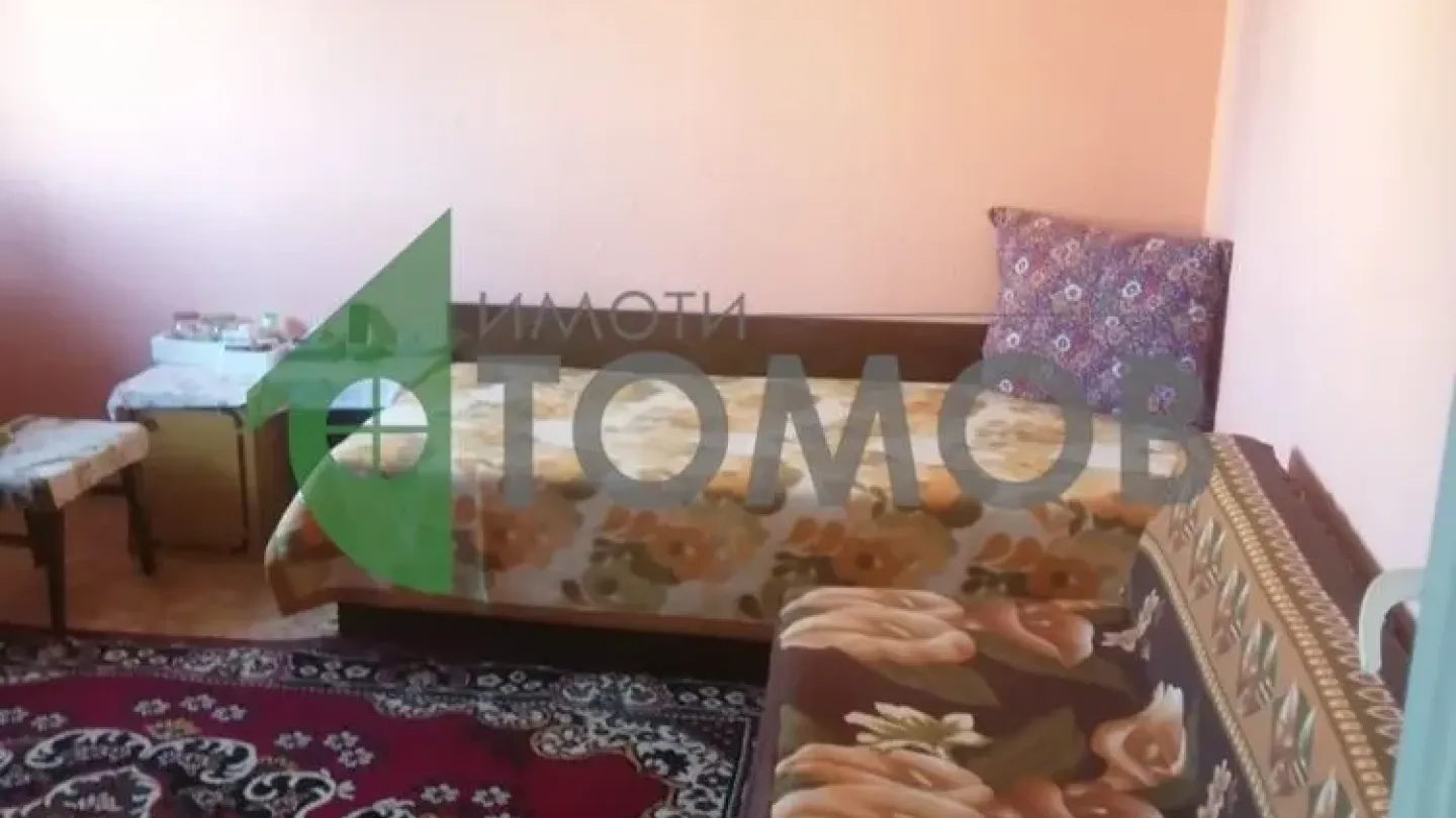 Spacious Two-Bedroom Apartment in Ruse's Rodina 2 District - Image 4